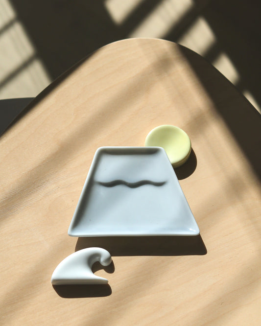 Mt. Fuiji Sauce Plate with Ocean Wave Chopstick rest