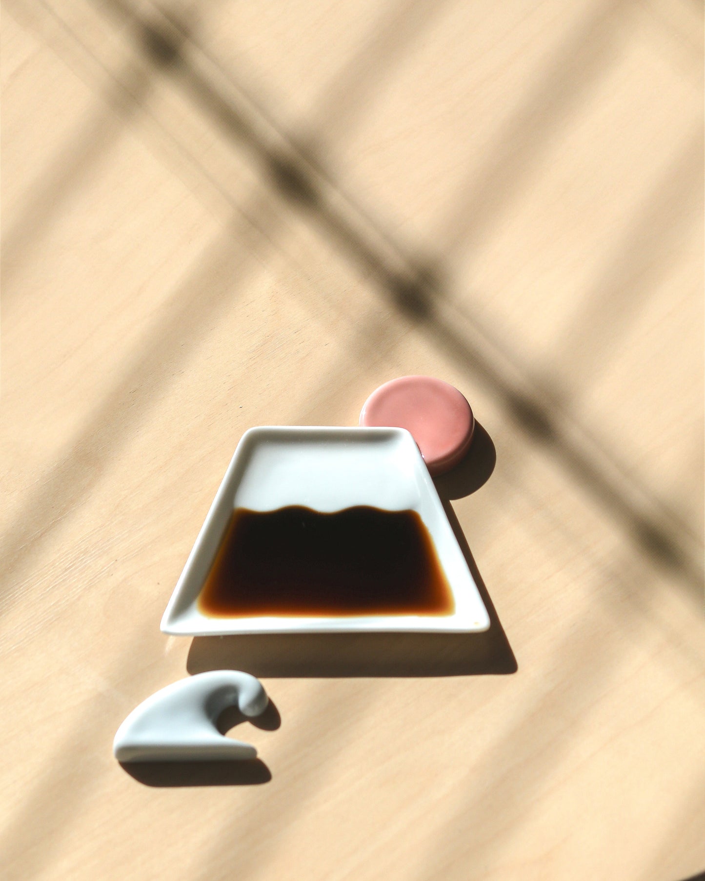 Mt. Fuiji Sauce Plate with Ocean Wave Chopstick rest