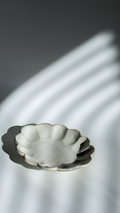 Mino Ware Flower Plate