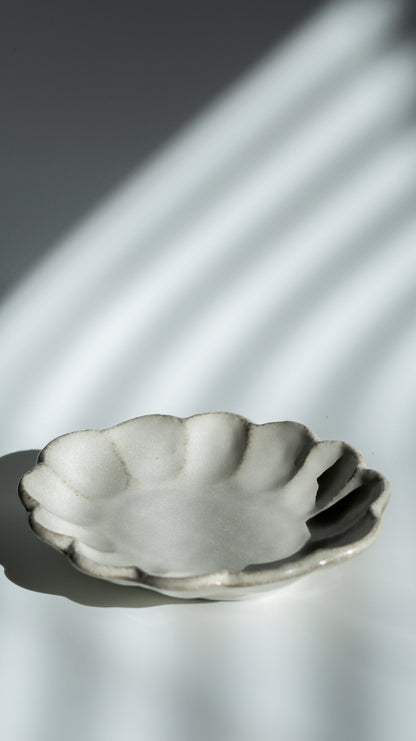 Mino Ware Flower Plate